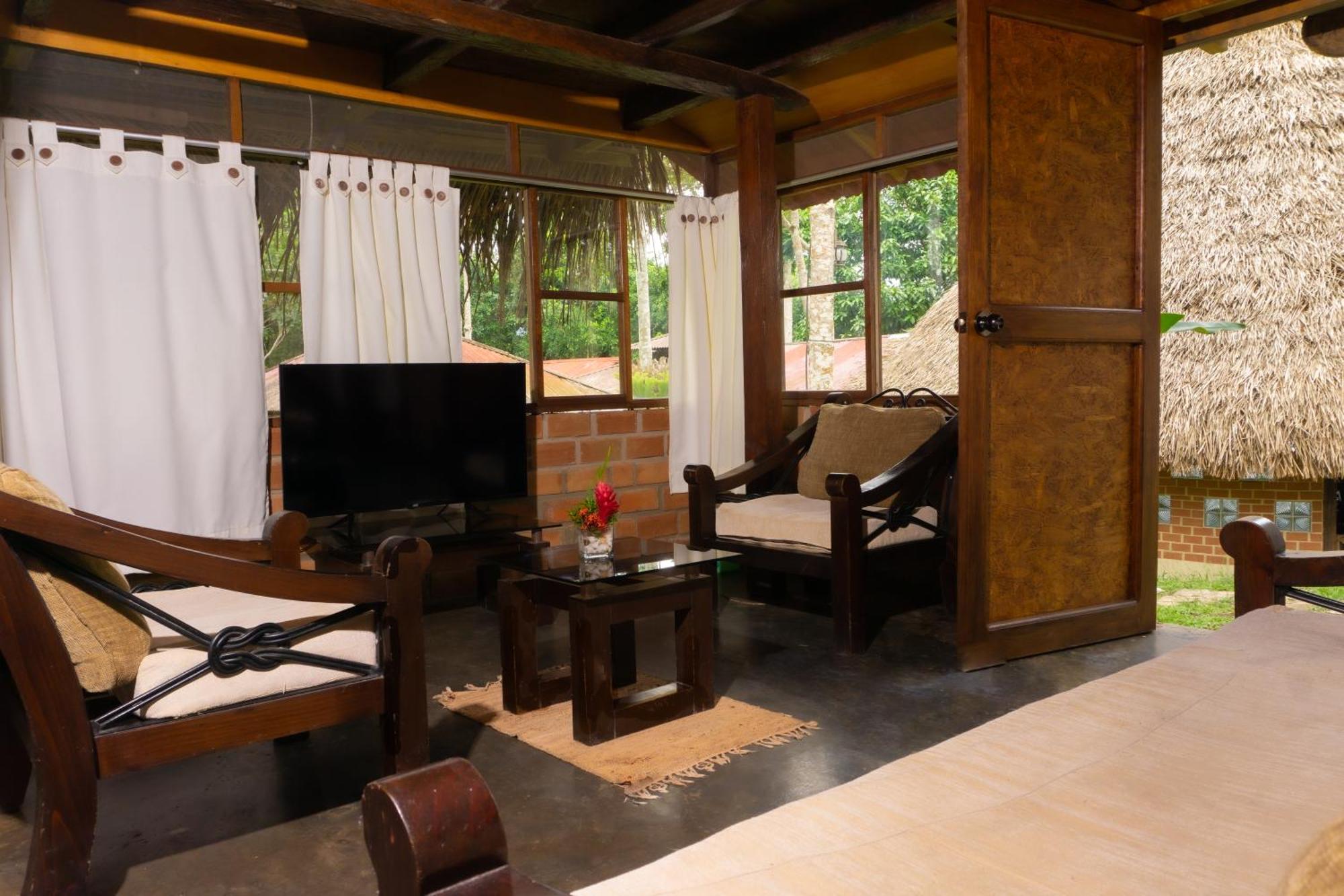 Las Jawas Lodge Sauce ภายนอก รูปภาพ