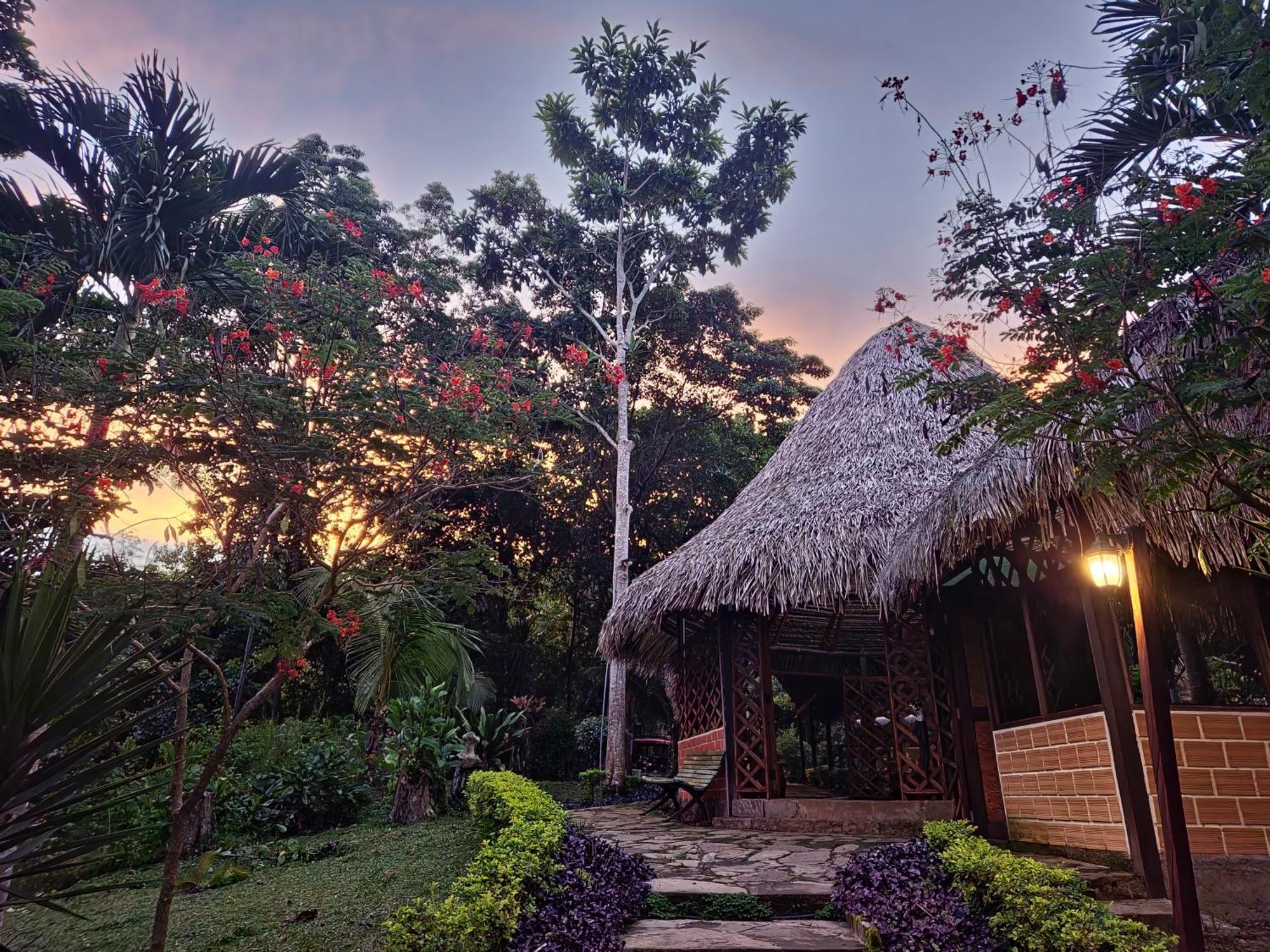 Las Jawas Lodge Sauce ภายนอก รูปภาพ